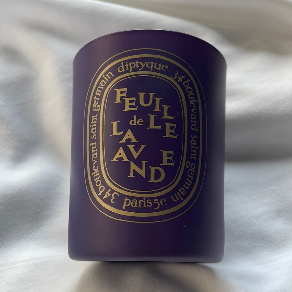 diptyque Purple and Gold Feuille de Lavande Candle